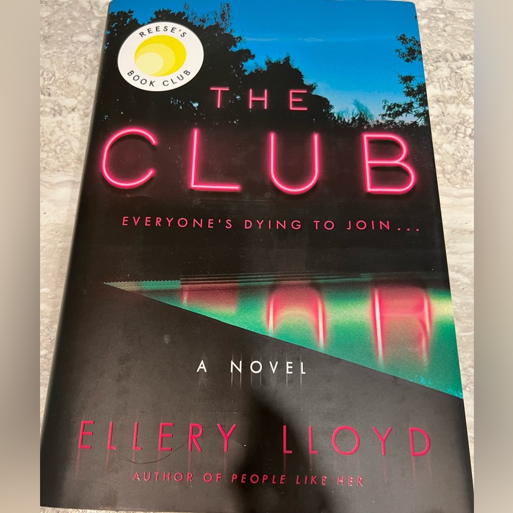 Hardcover Novel 💎